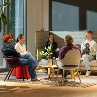 Seminarraum Bindestrich